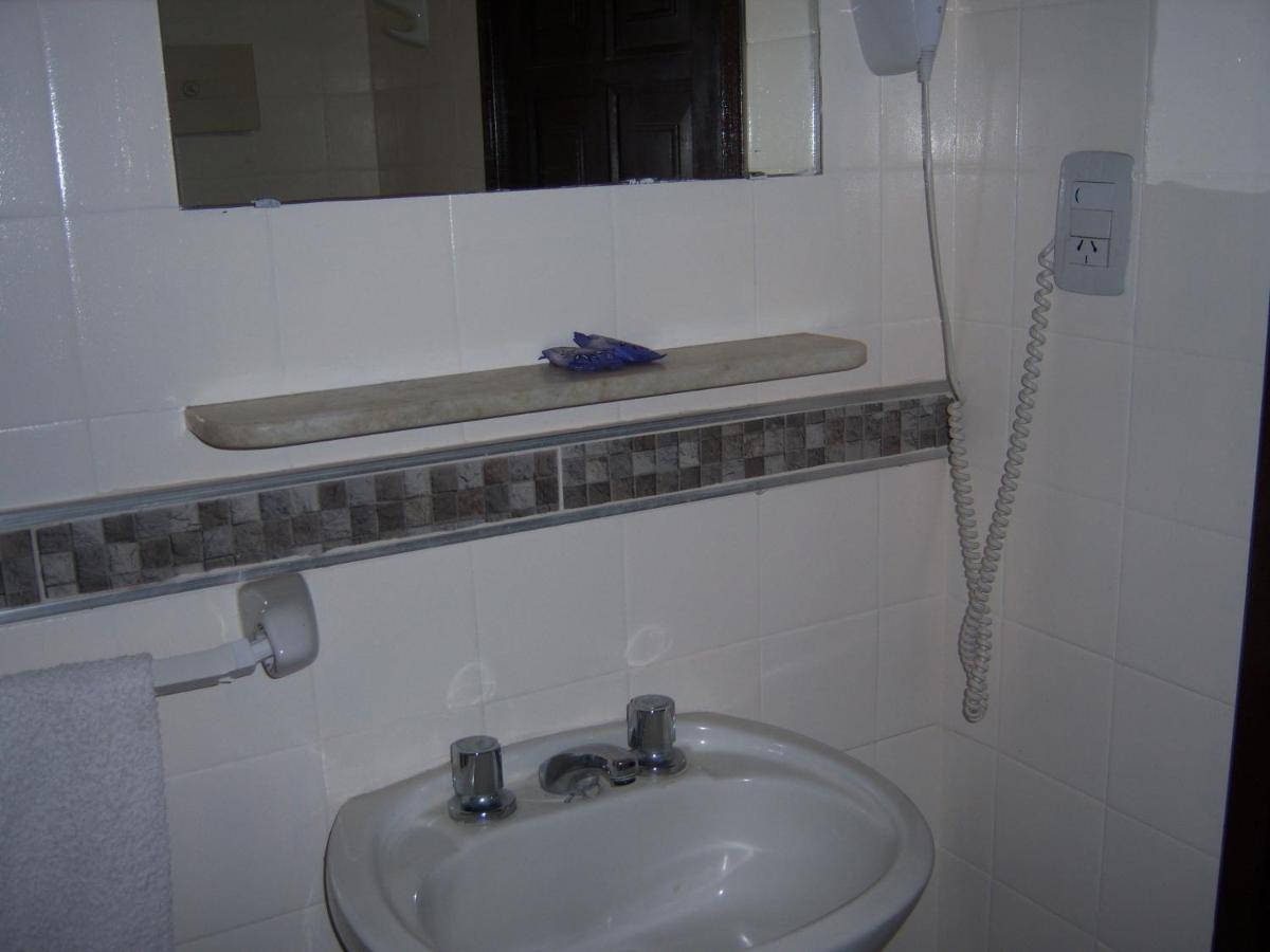 Hotel De La Cascada Termas de Río Hondo Εξωτερικό φωτογραφία